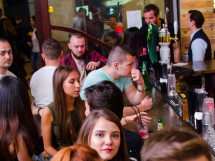 Sâmbătă seara la Steam Bar