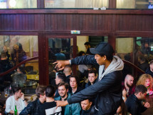Sâmbătă seara la Steam Bar