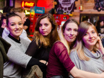 Sâmbătă seara la Steam Bar