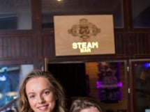 Sâmbătă seara la Steam Bar