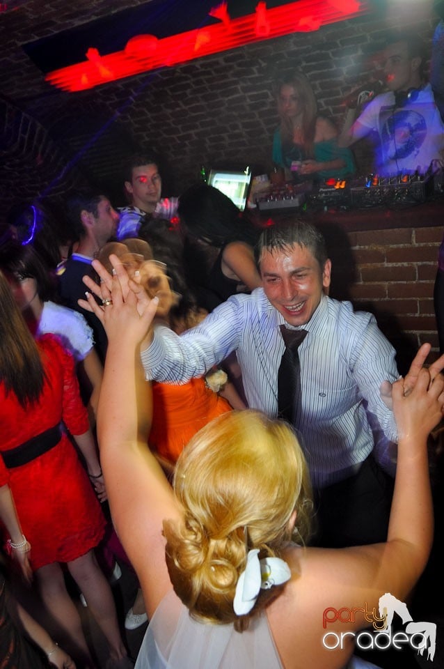 Sâmbătă seara petrecem în Escape, 