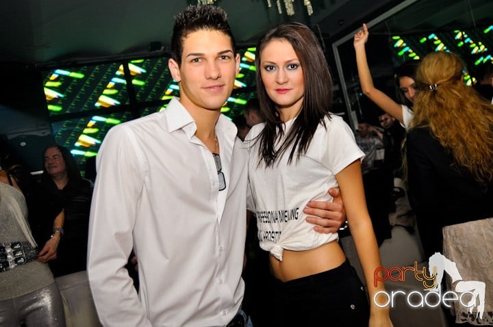 Sâmbătă seara se petrece în Heat, 