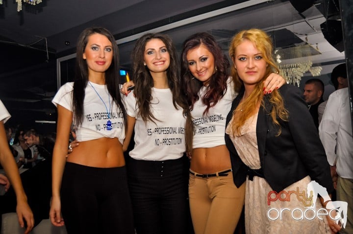 Sâmbătă seara se petrece în Heat, 