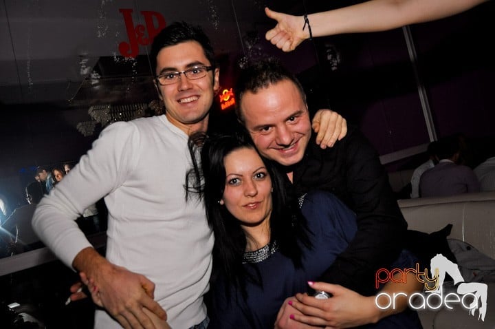 Sâmbătă seara se petrece în Heat, 