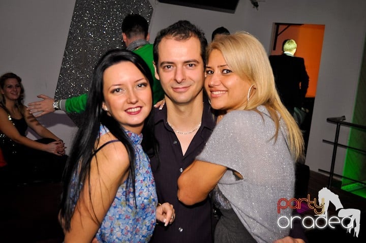 Sâmbătă seara se petrece în Heat, 