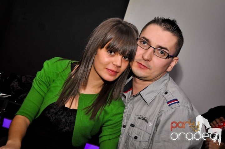 Sâmbătă seara se petrece în Heat, 