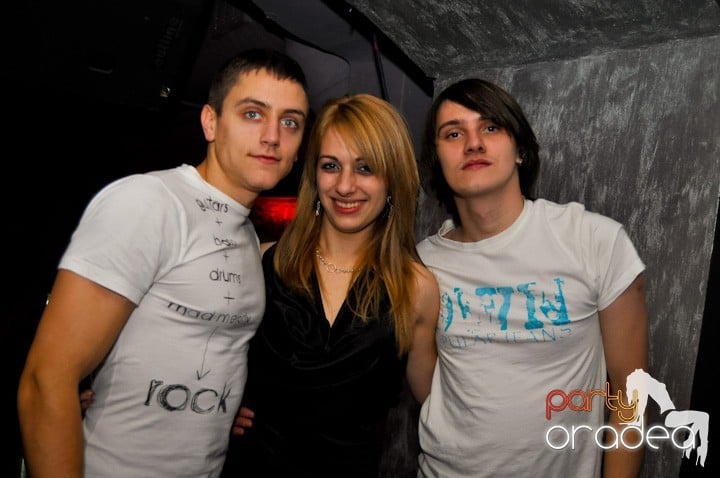 Sâmbătă seara se petrece în Heat, 