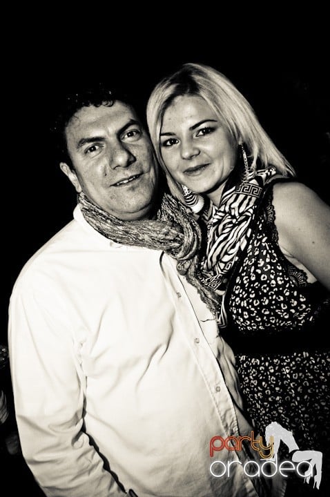 Sâmbătă seara se petrece în Heat, 