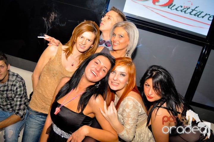 Sâmbătă seara se petrece în Heat, 