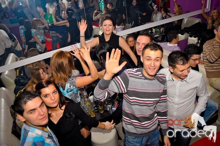 Sâmbătă seara se petrece în Heat, 