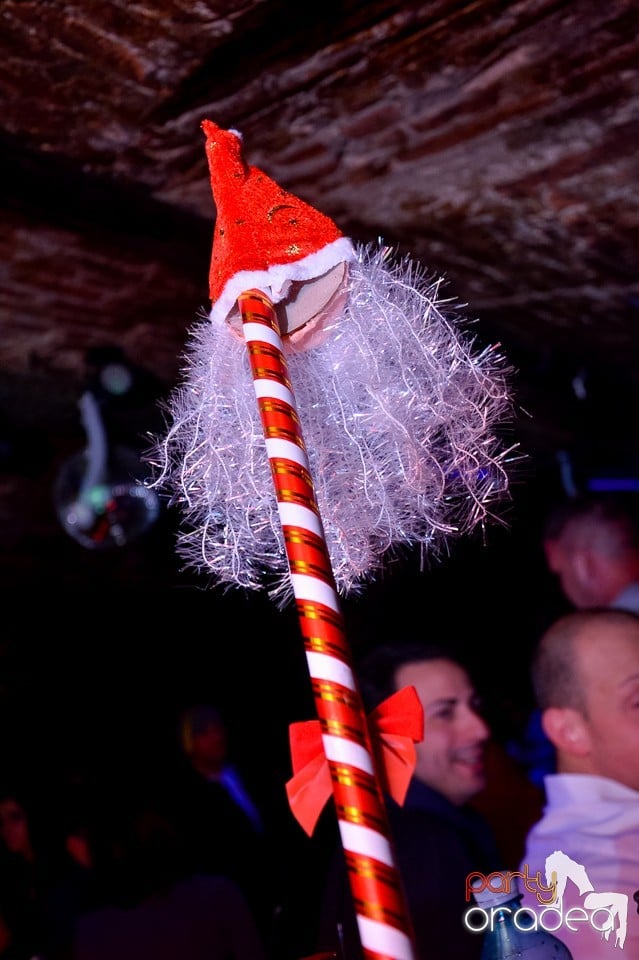 Santa Babes Night în Escape Club,