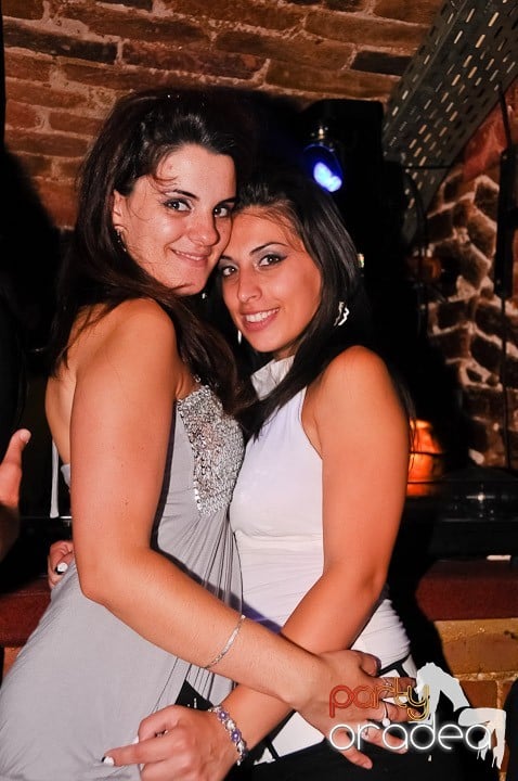 Săptămâna începe în Club Escape, 