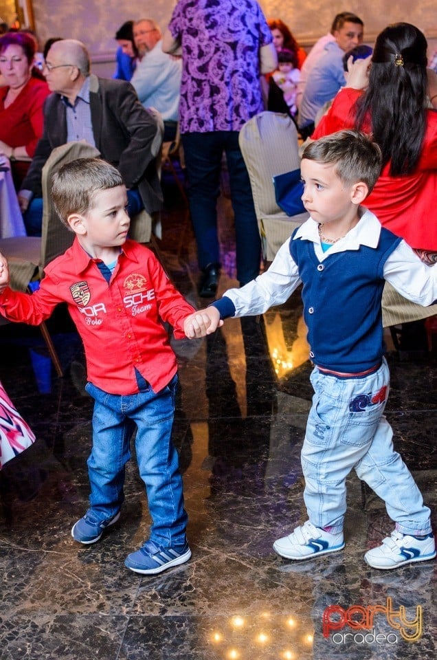 Sărbătorire de 1 Mai, Hotel Internaţional