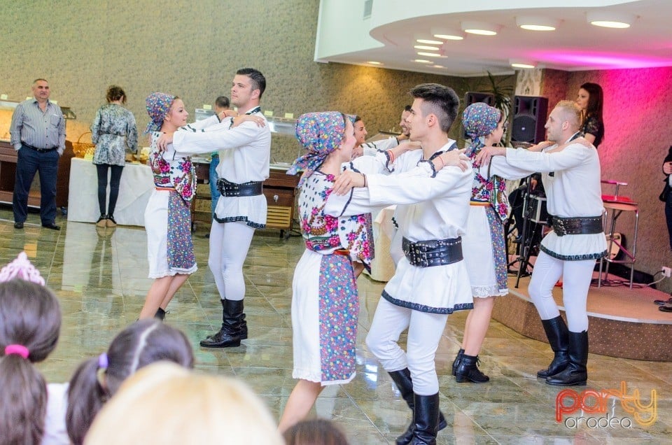 Sărbătorire de 1 Mai, Hotel Termal