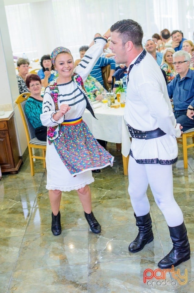 Sărbătorire de 1 Mai, Hotel Termal