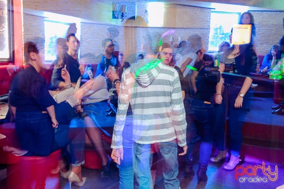 Saturday Dance Party, Downtown Paparazzi