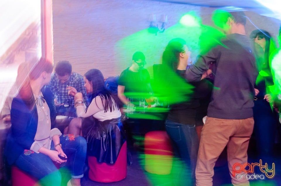 Saturday Dance Party, Downtown Paparazzi