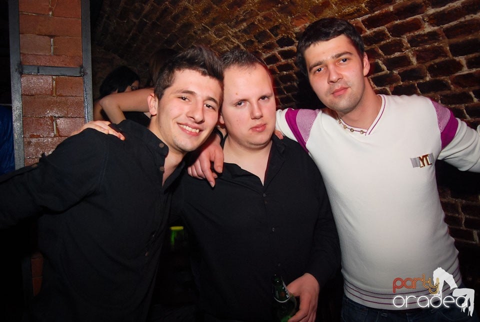 Saturday in Escape Club, 