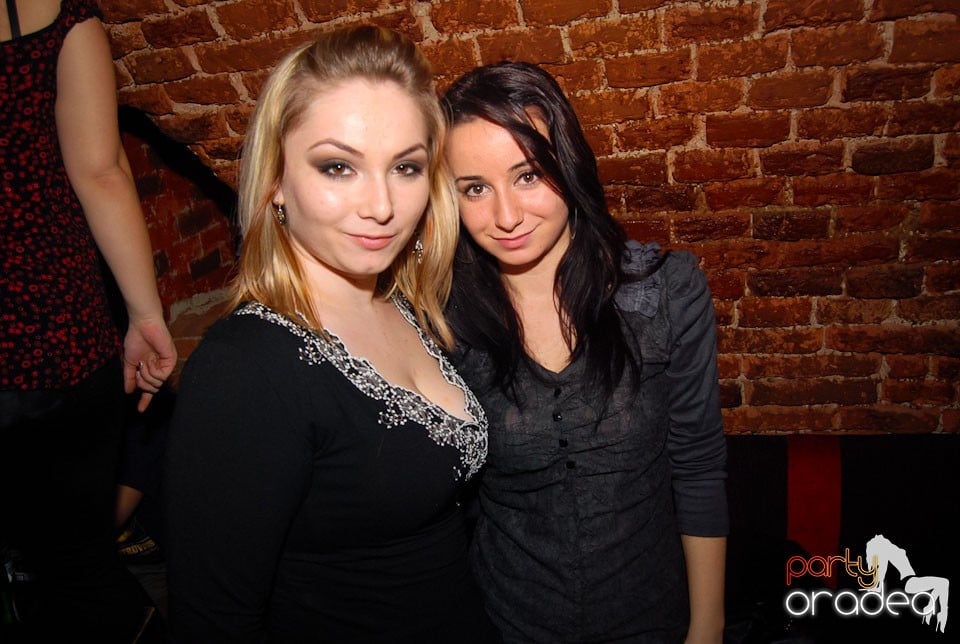 Saturday in Escape Club, 