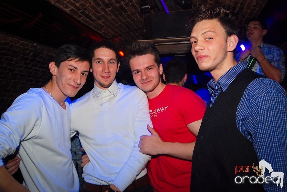 Saturday in Escape Club, 