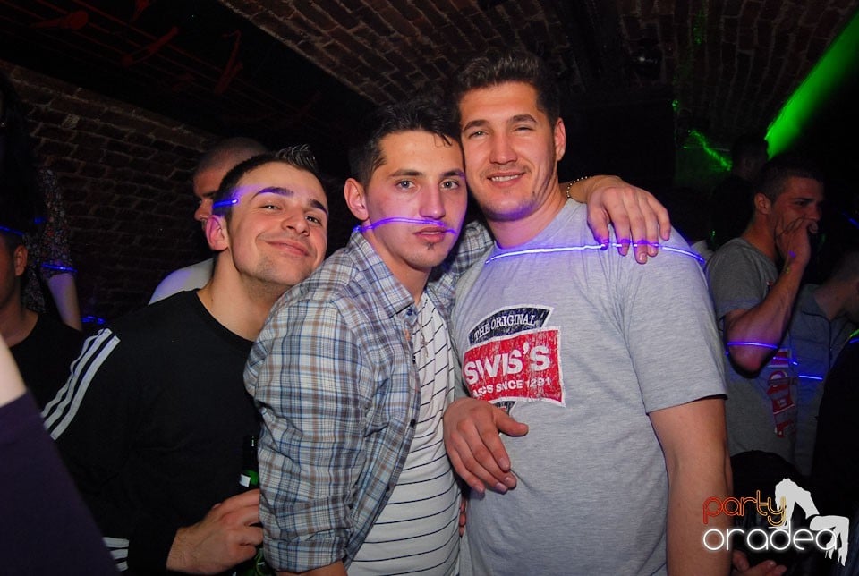 Saturday in Escape Club, 