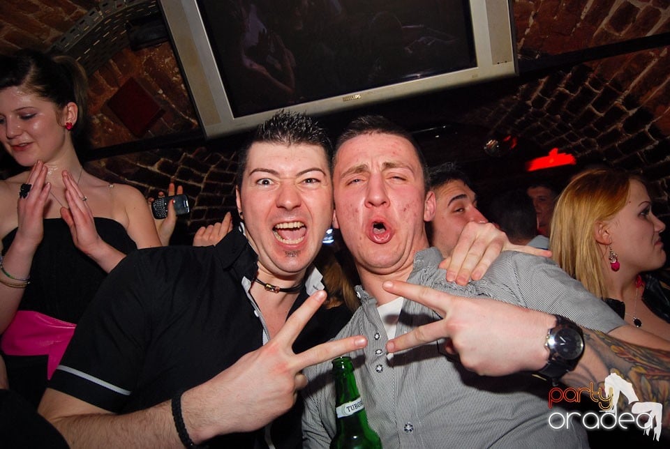 Saturday in Escape Club, 