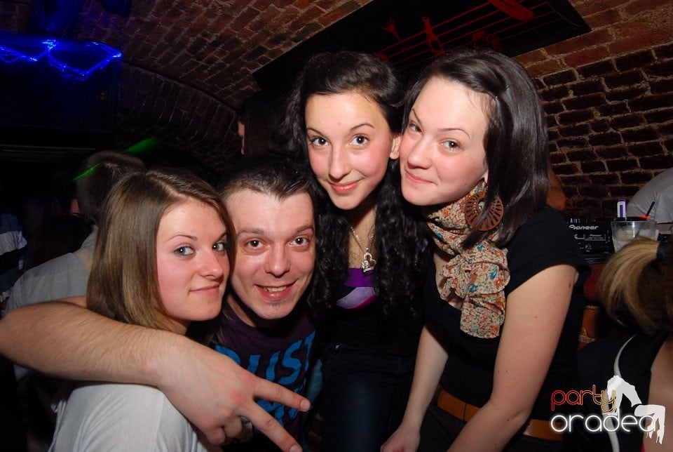 Saturday in Escape Club, 