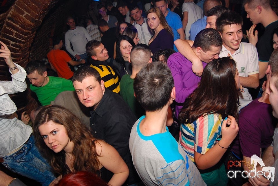 Saturday in Escape Club, 