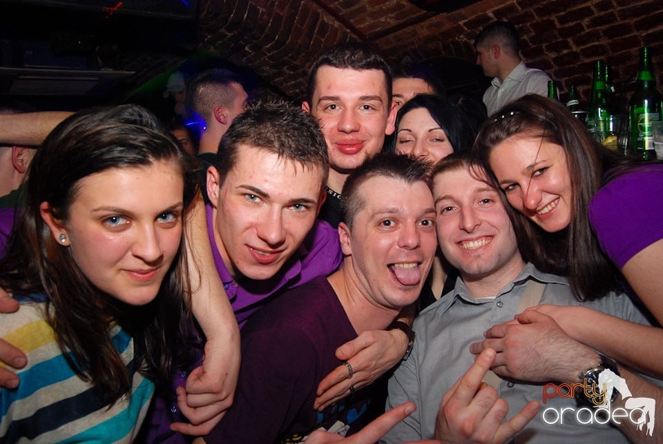 Saturday in Escape Club, 