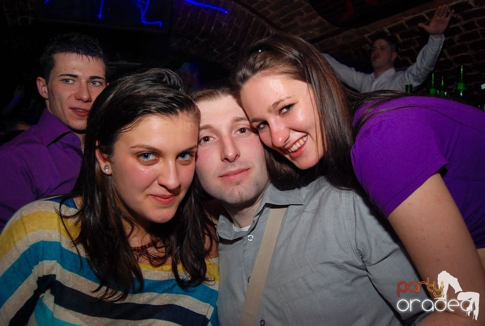 Saturday in Escape Club, 