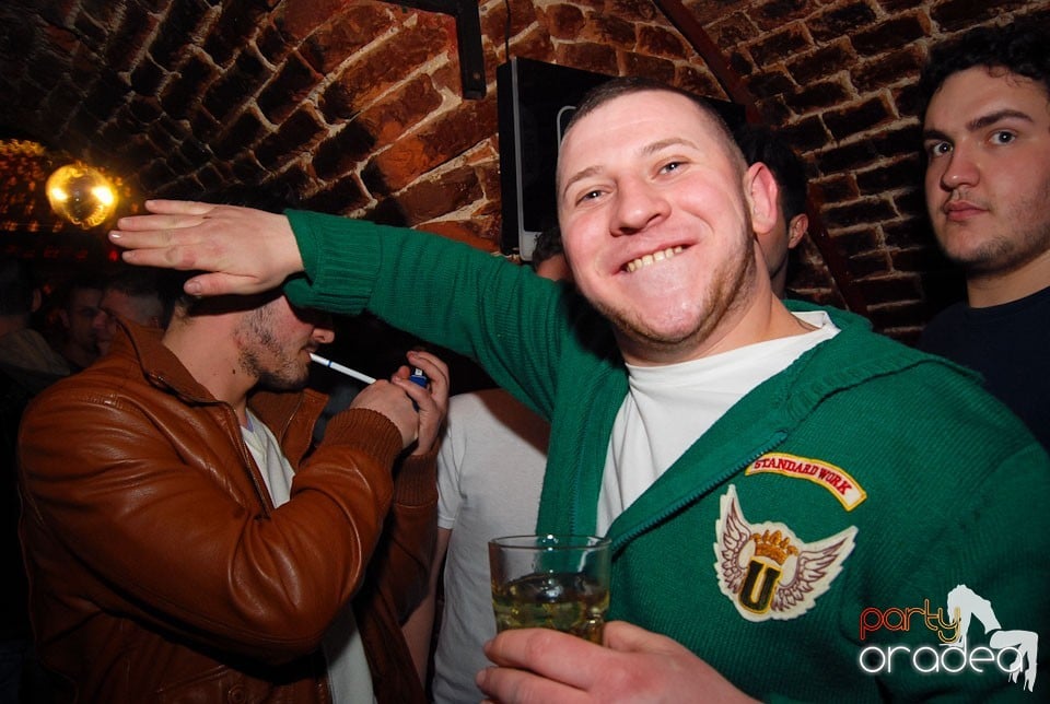 Saturday in Escape Club, 