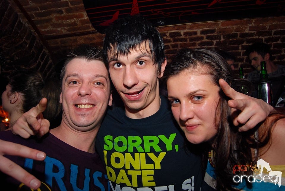 Saturday in Escape Club, 