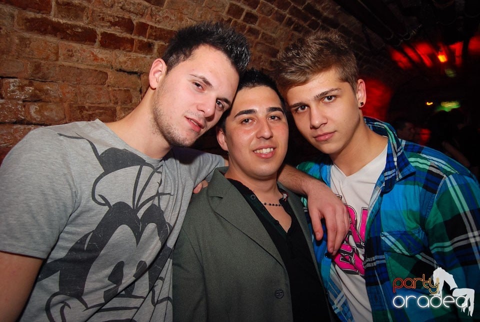 Saturday in Escape Club, 