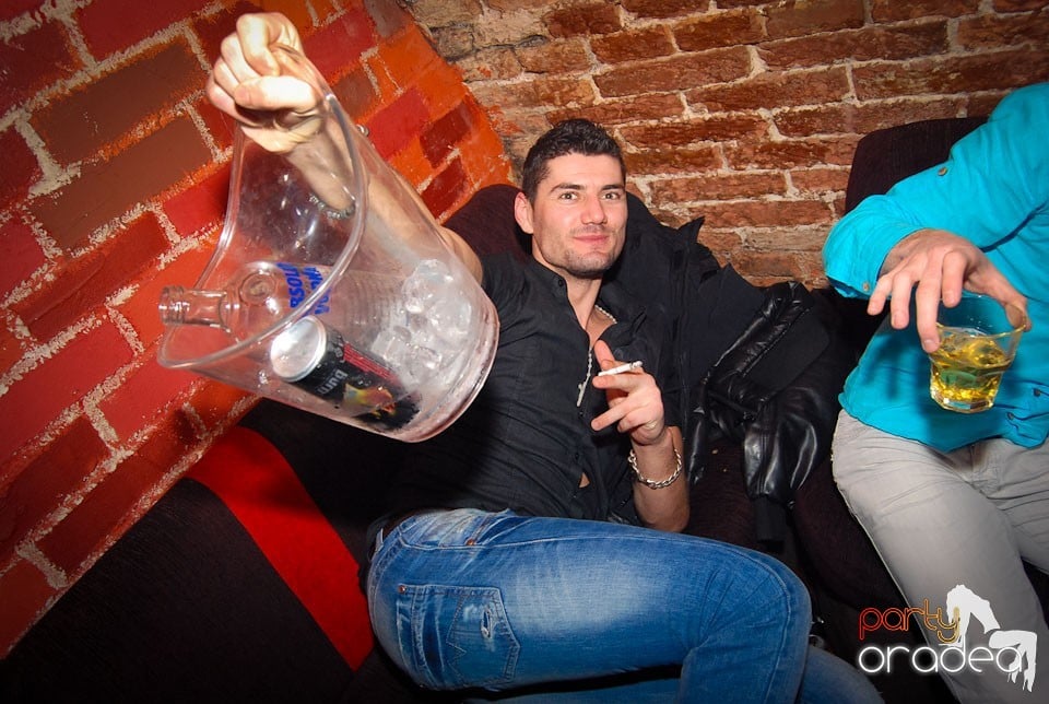 Saturday in Escape Club, 