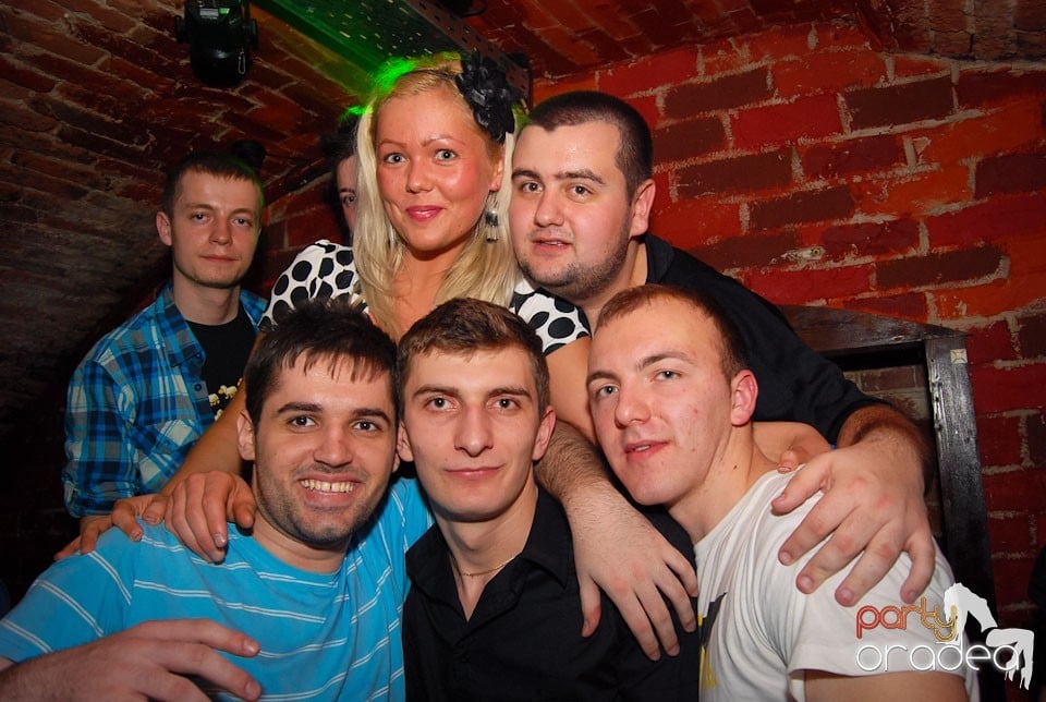 Saturday in Escape Club, 