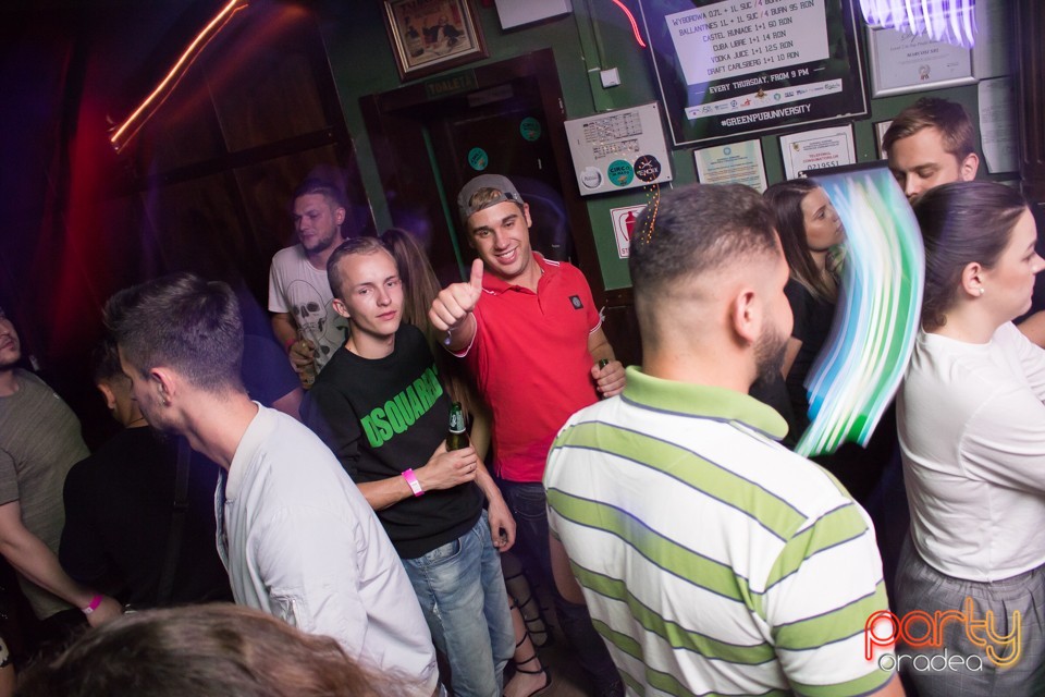 Saturday Madness, Green Pub