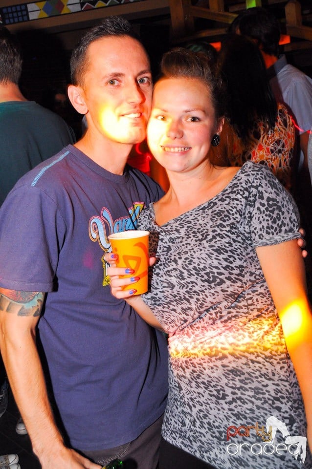 Saturday Night Birthday Party în Zulu, Zulu Caffe