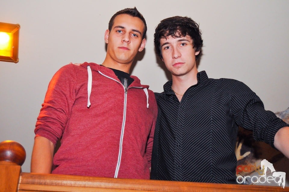 Saturday Night Birthday Party în Zulu, Zulu Caffe