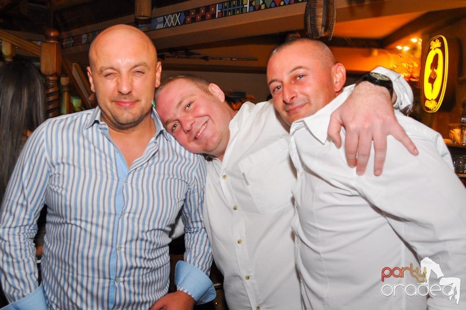 Saturday Night Birthday Party în Zulu, Zulu Caffe