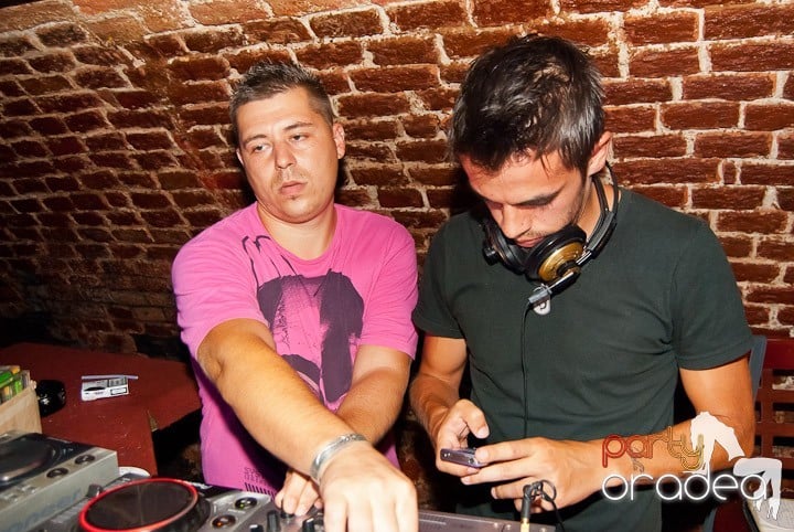Firday Night Clubbing @ Escape,