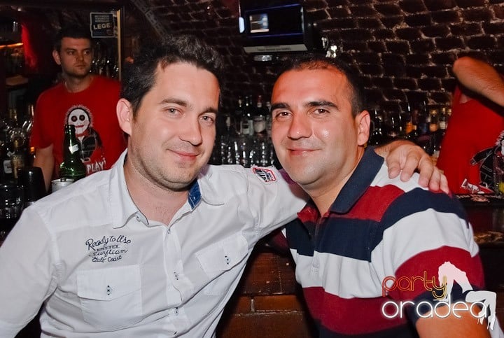 Firday Night Clubbing @ Escape,