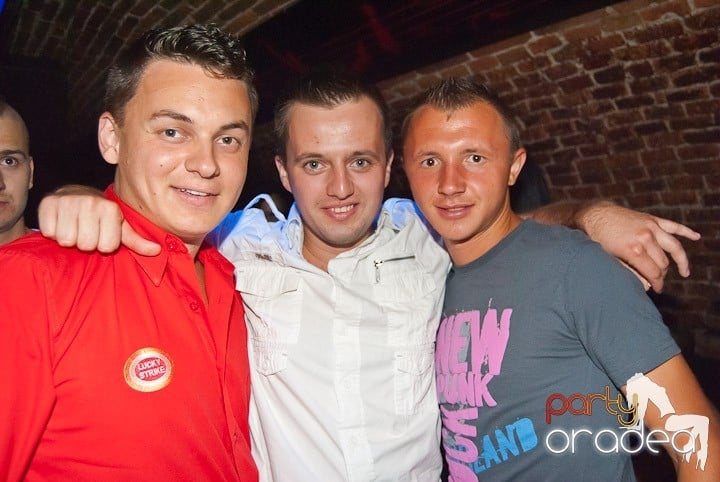 Firday Night Clubbing @ Escape,