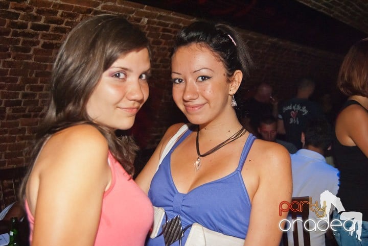 Firday Night Clubbing @ Escape,