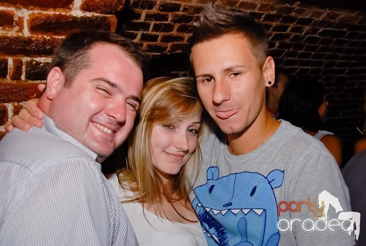 Firday Night Clubbing @ Escape,