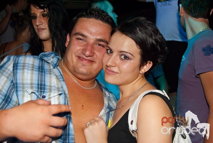 Firday Night Clubbing @ Escape,