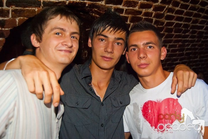 Firday Night Clubbing @ Escape,