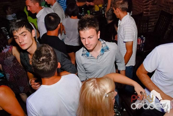 Firday Night Clubbing @ Escape,