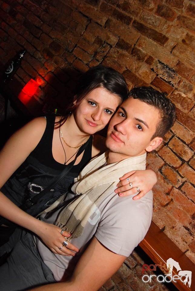 Saturday Night Clubbing în Escape, 