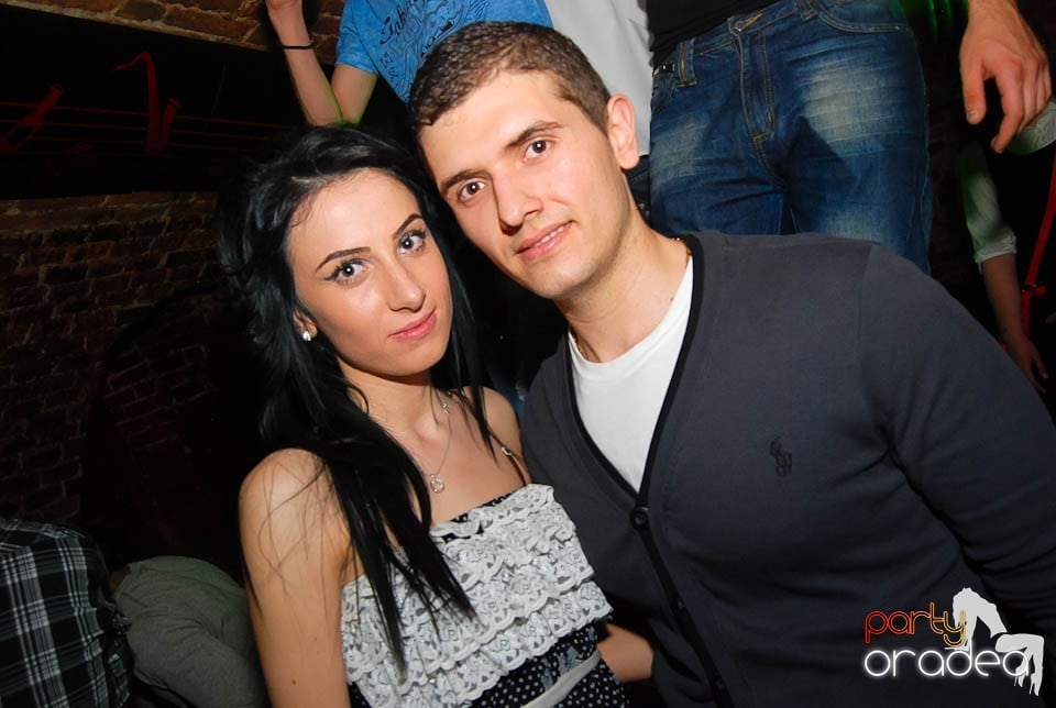 Saturday Night Clubbing în Escape, 