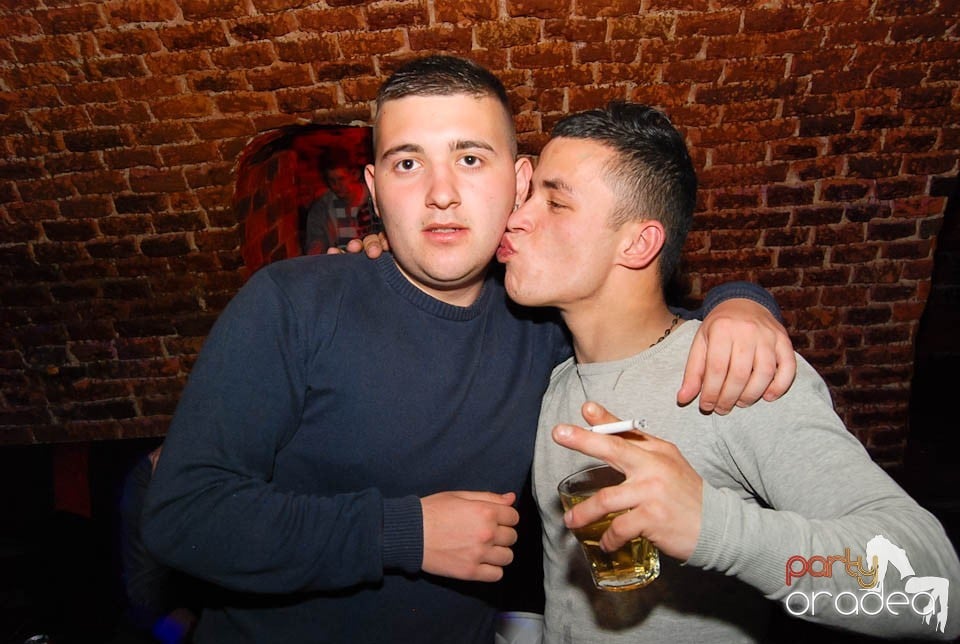 Saturday Night Clubbing în Escape, 